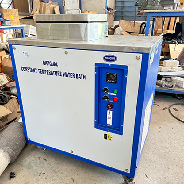 Constant Temperature Water Bath